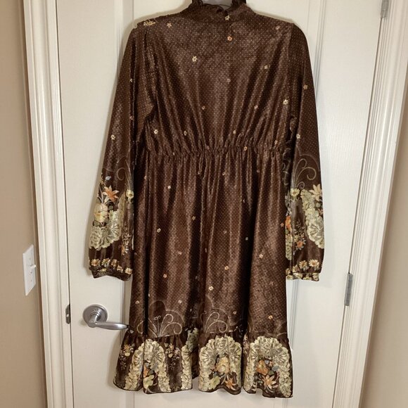 213 Women's Brown Dress Crush Velvet Vintage Retro Style Ruffles Long Sleeves - Picture 8 of 12